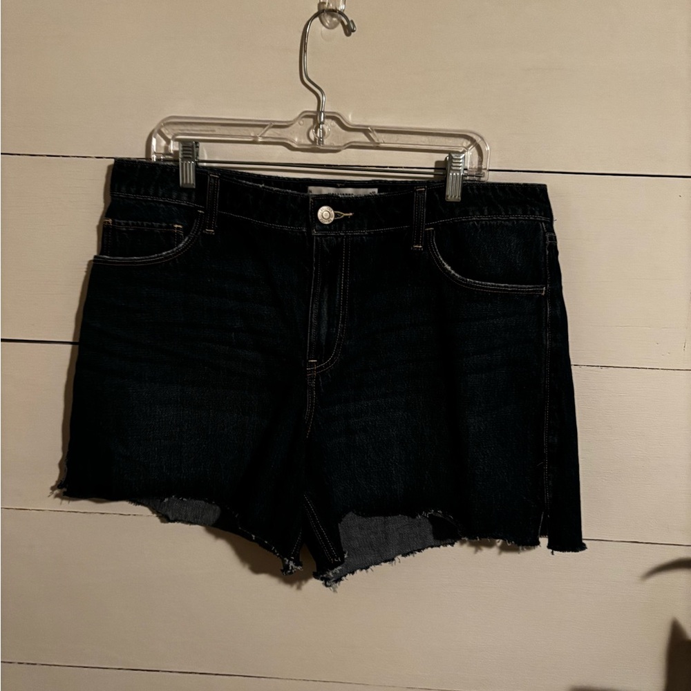 NWT! Abercrombie & Fitch denim shorts Y2K Preppy Size 14/32 Waist